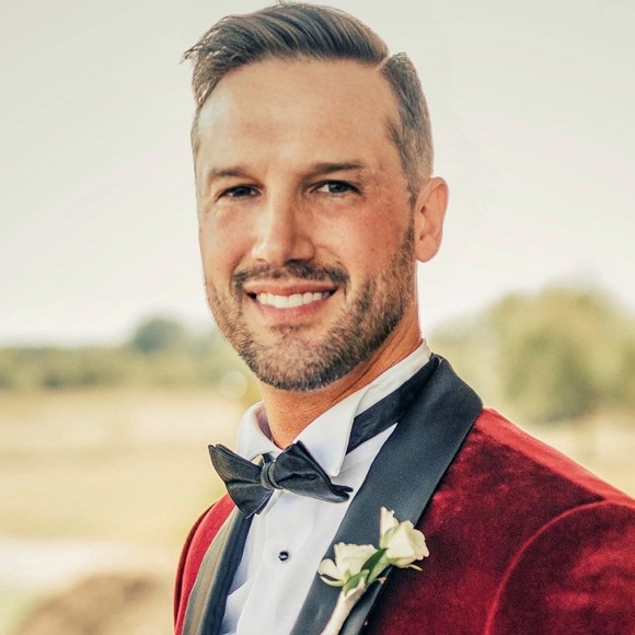 Meet your Posher, Gavin - Picture 1 of 1